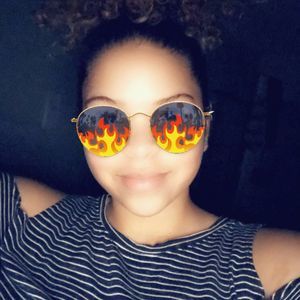 Meet your Posher, Yreisis